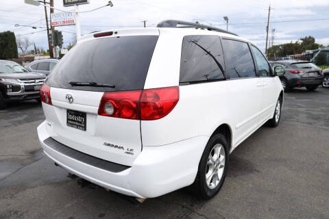 2006 Toyota Sienna LE 7 Passenger