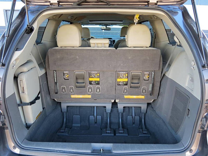 2011 Toyota Sienna