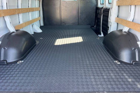 2023 GMC Savana 2500