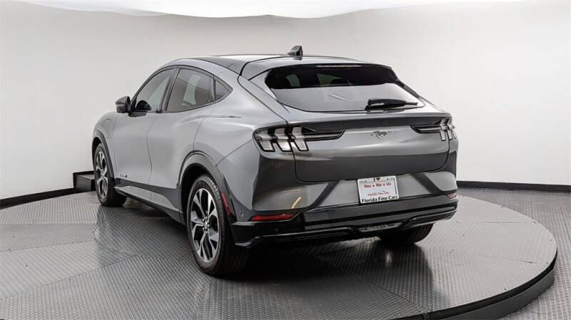 2021 Ford Mustang Mach-E Premium