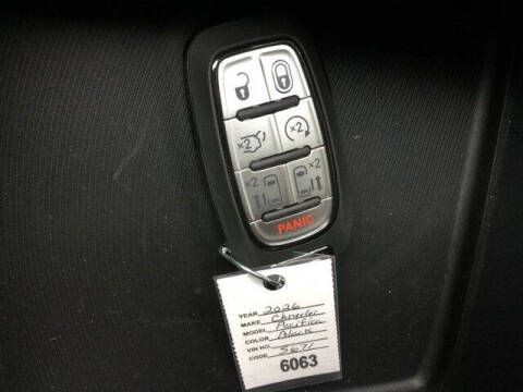 2026 Chrysler Pacifica Select