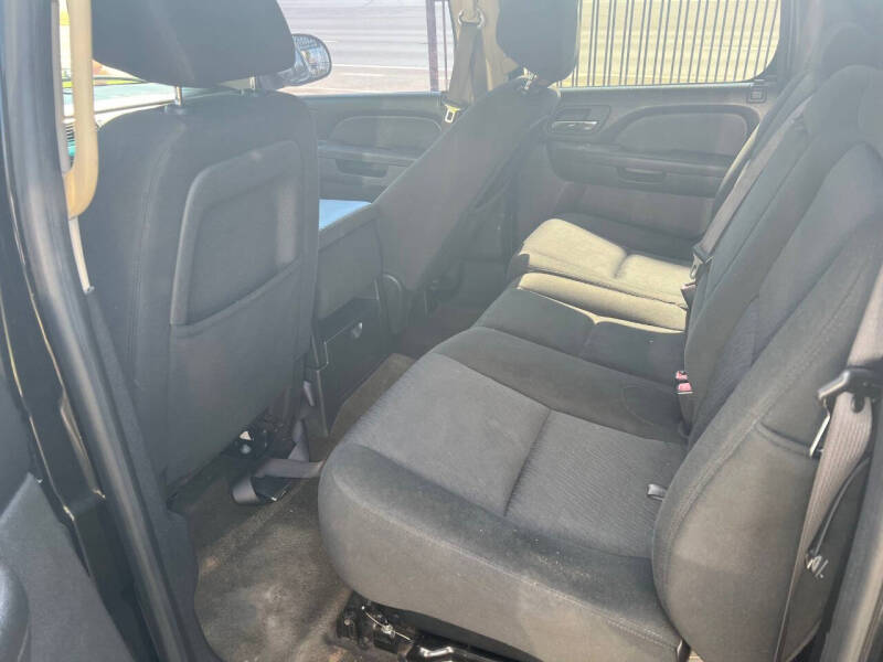 2010 Chevrolet Avalanche LS