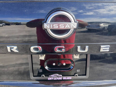 2022 Nissan Rogue SV