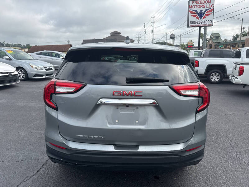 2024 GMC Terrain SLE