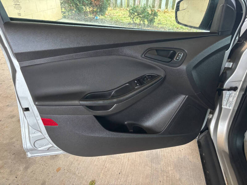 2018 Ford Focus S