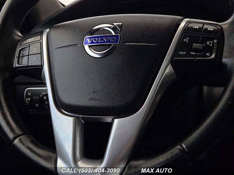 2016 Volvo V60 Cross Country T5