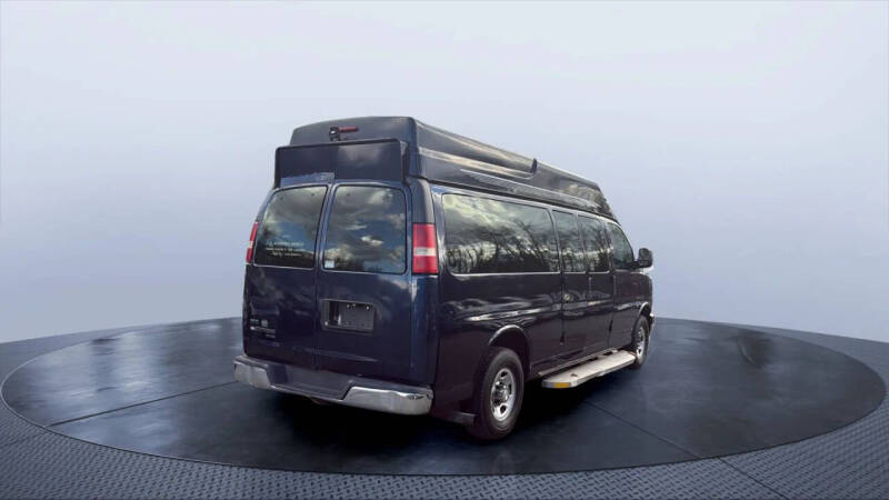 2010 Chevrolet Express LT 3500