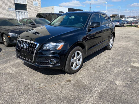 2011 Audi Q5 for sale at AUTOSAVIN in Villa Park IL