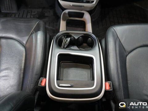 2022 Chrysler Pacifica Hybrid Touring L