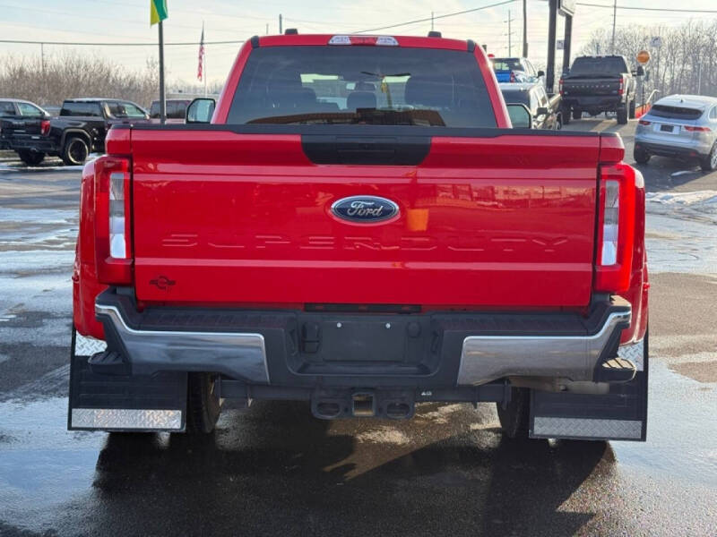 2025 Ford F-350 Super Duty XLT