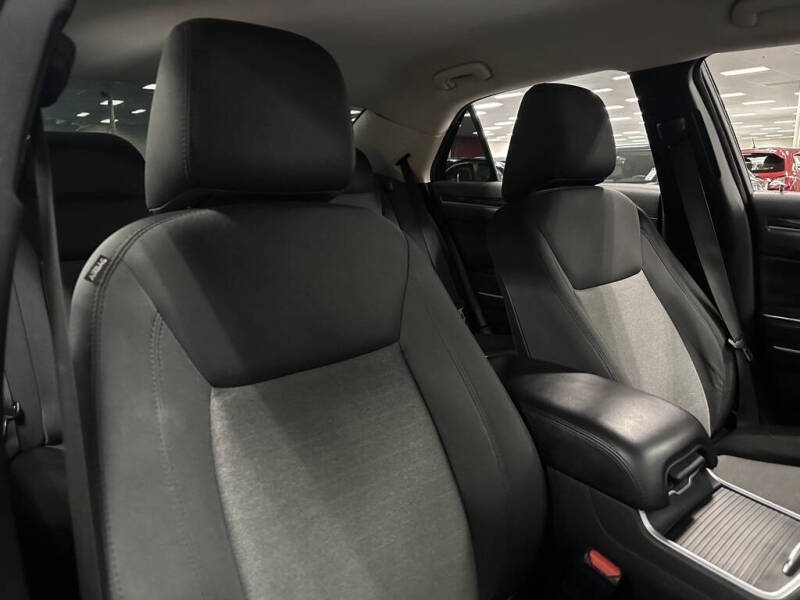 2018 Chrysler 300 Touring