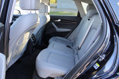 2018 Audi Q5 2.0T quattro Premium Plus