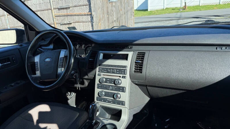 2009 Ford Flex SE