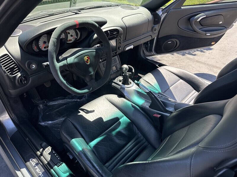 2003 Porsche 911 Carrera 4S