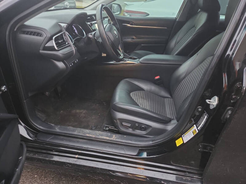 2020 Toyota Camry SE Nightshade