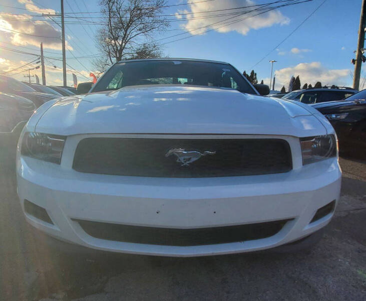 2011 Ford Mustang V6 Premium