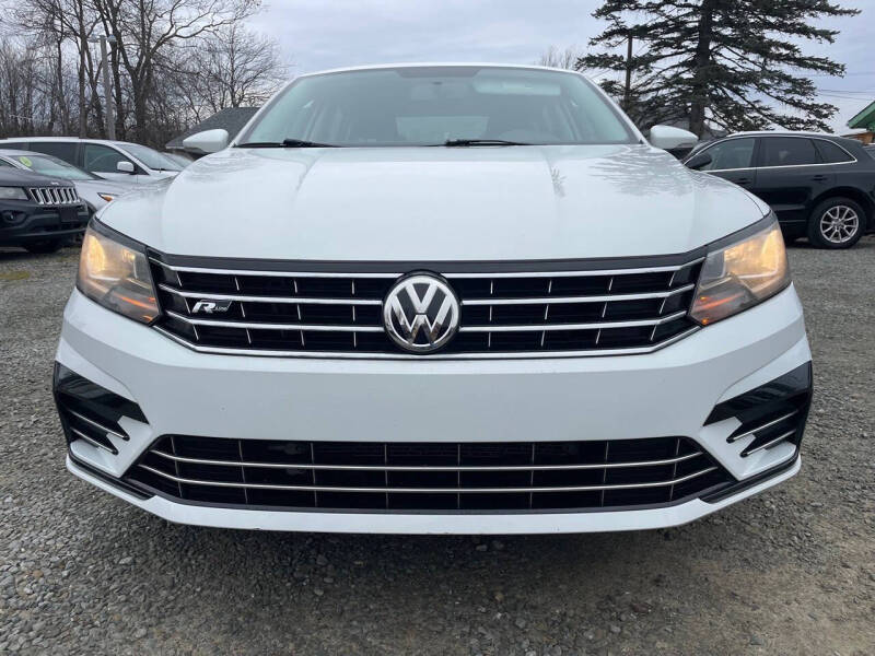 2017 Volkswagen Passat 1.8T R-Line