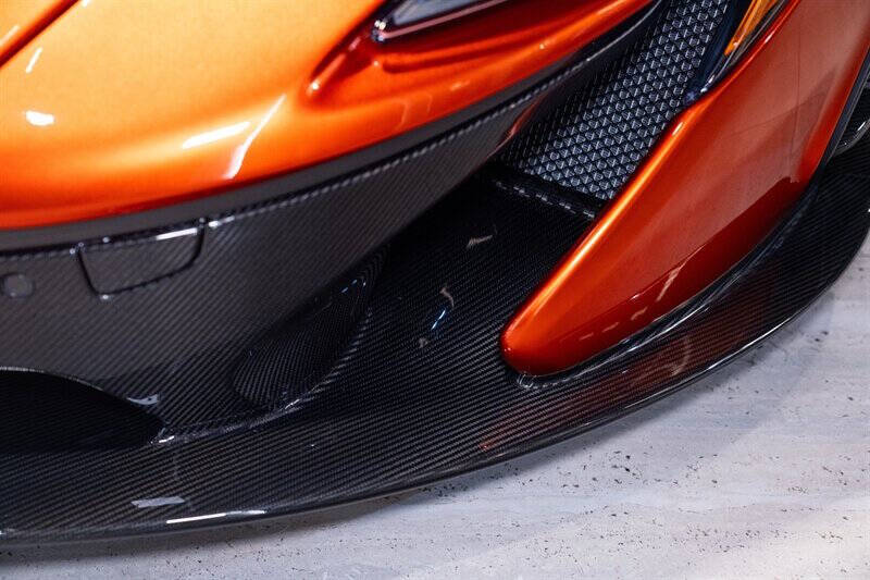 2014 McLaren P1