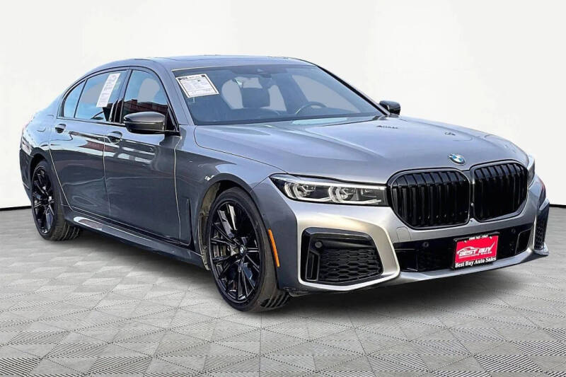 2022 BMW 7 Series 740i