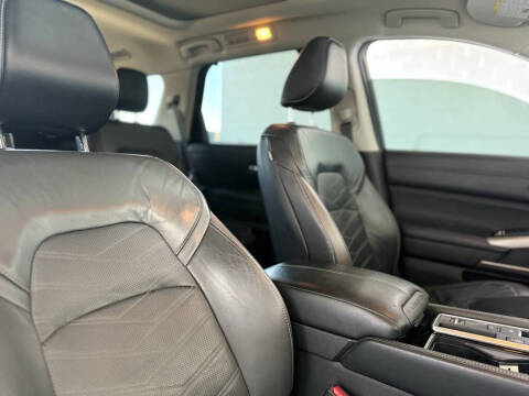 2022 Nissan Pathfinder Platinum