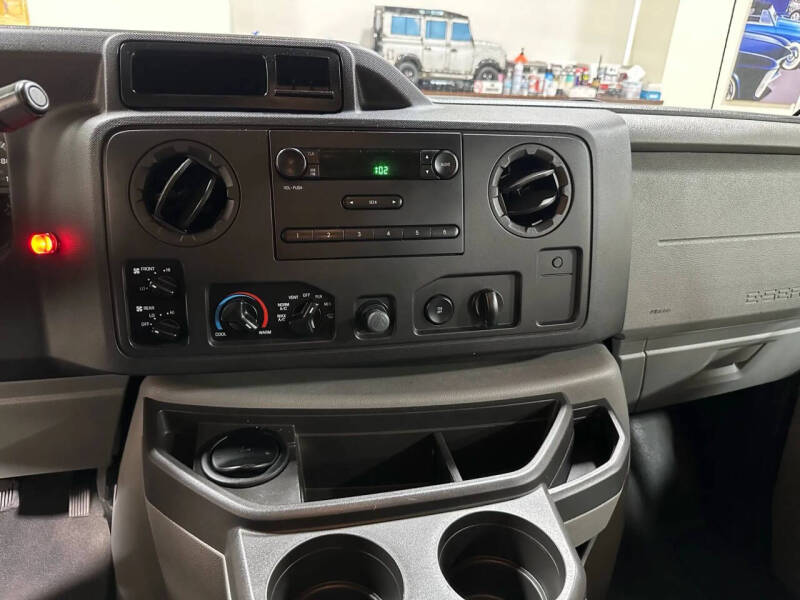 2011 Ford E-Series