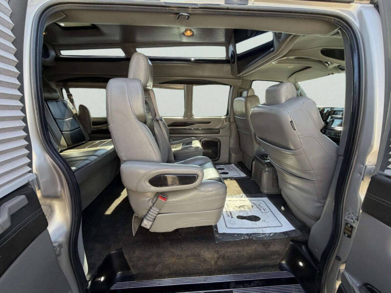 2021 Chevrolet Express LS 2500