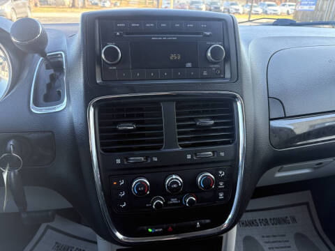 2016 Dodge Grand Caravan SXT Plus