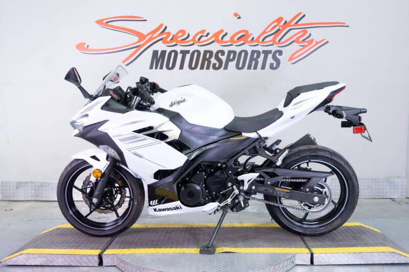 2023 Kawasaki Ninja 400 ABS