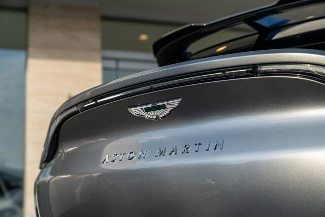 2024 Aston Martin DBX 54