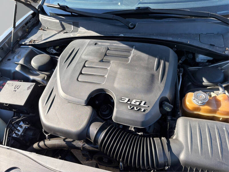 2011 Dodge Charger SE