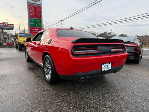 2015 Dodge Challenger SXT