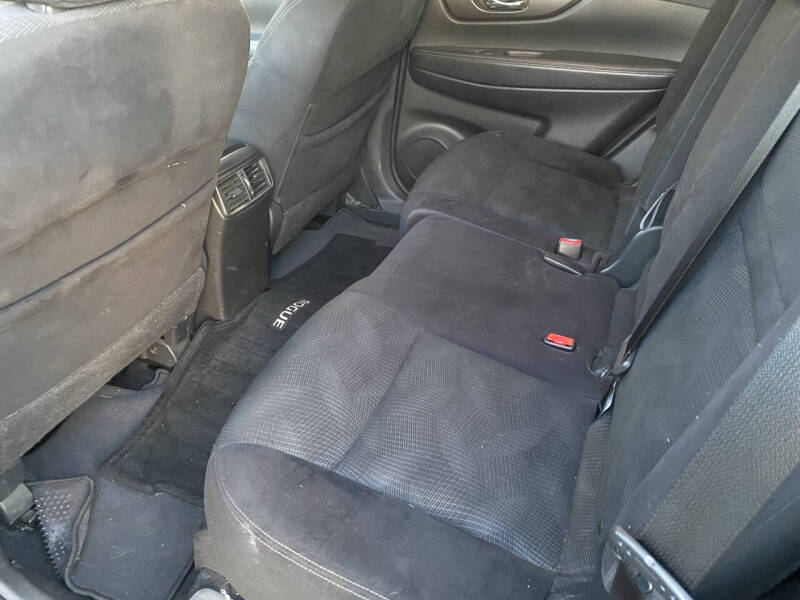 2015 Nissan Rogue SV