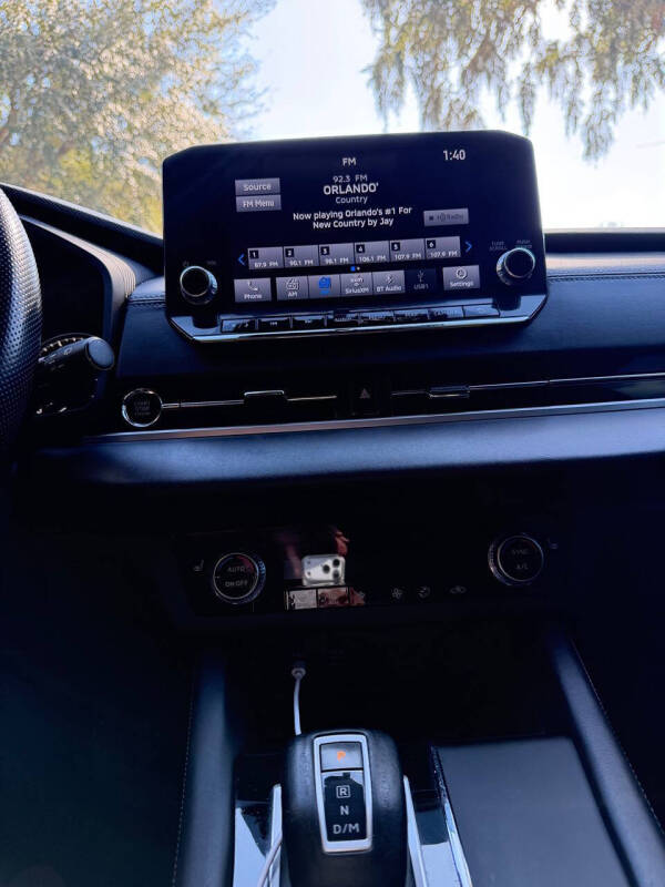 2023 Mitsubishi Outlander SE