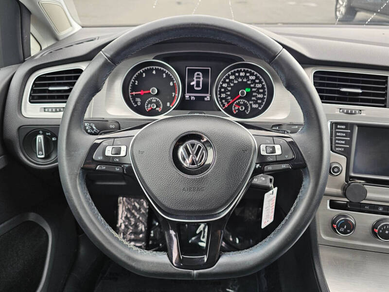 2017 Volkswagen Golf