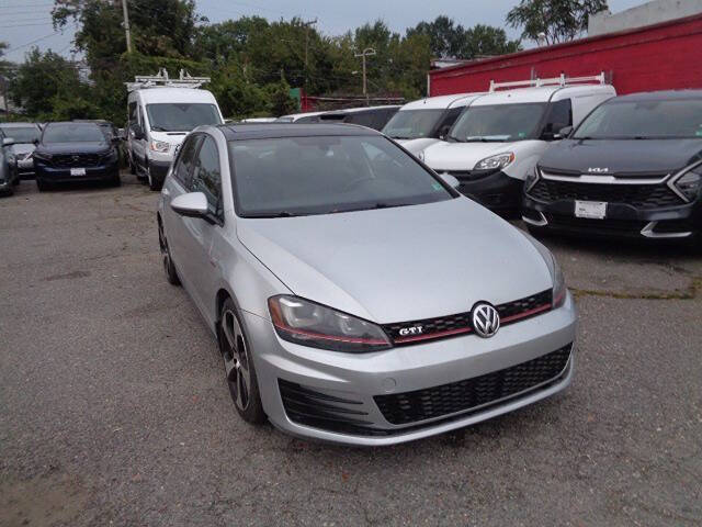2015 Volkswagen Golf GTI SE