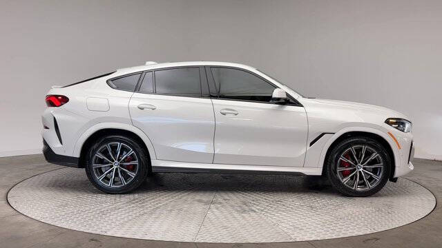 2023 BMW X6 xDrive40i