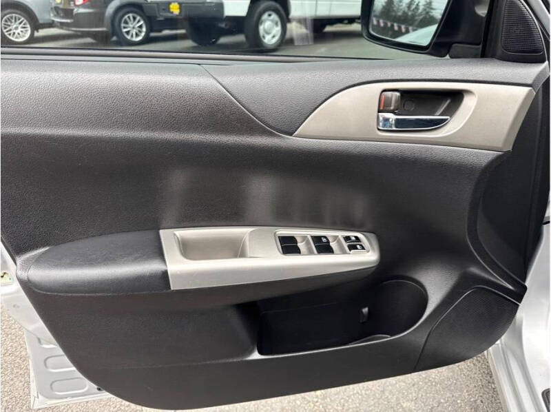 2010 Subaru Impreza 2.5i Premium