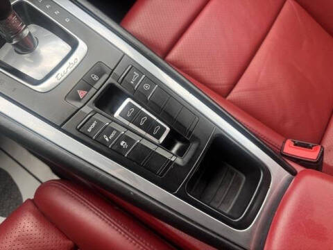 2016 Porsche 911 Turbo S