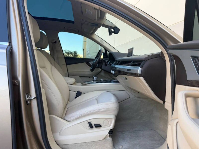 2018 Audi Q7 2.0T quattro Premium Plus