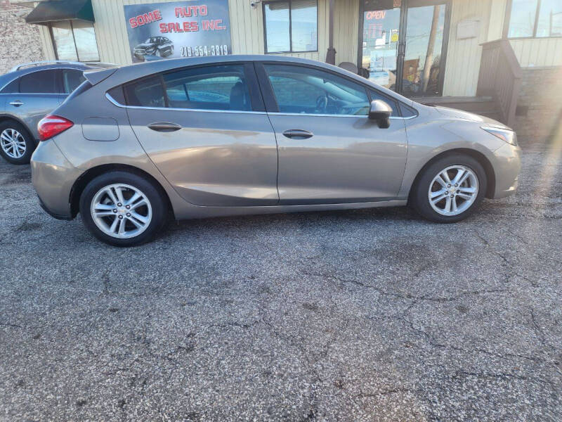 2017 Chevrolet Cruze LT Auto