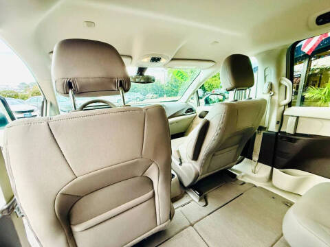 2017 Chrysler Pacifica Touring