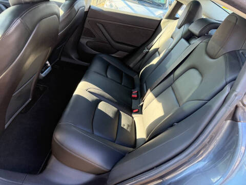 2020 Tesla Model 3 Standard Range Plus