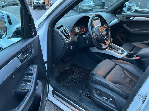 2017 Audi Q5 3.0T quattro Premium Plus