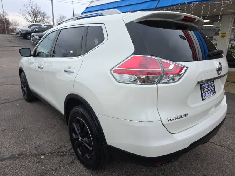 2015 Nissan Rogue SV