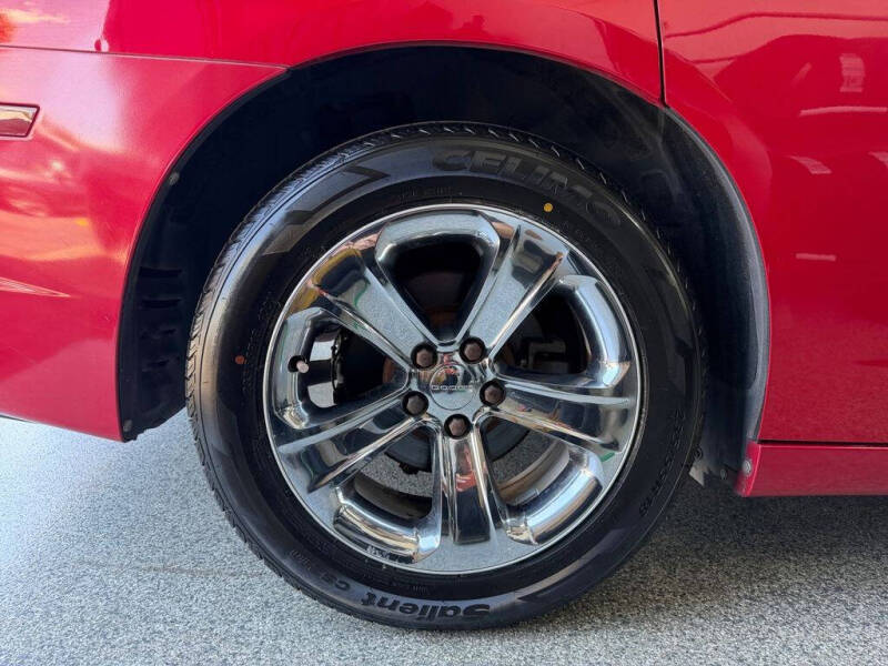 2013 Dodge Charger SE