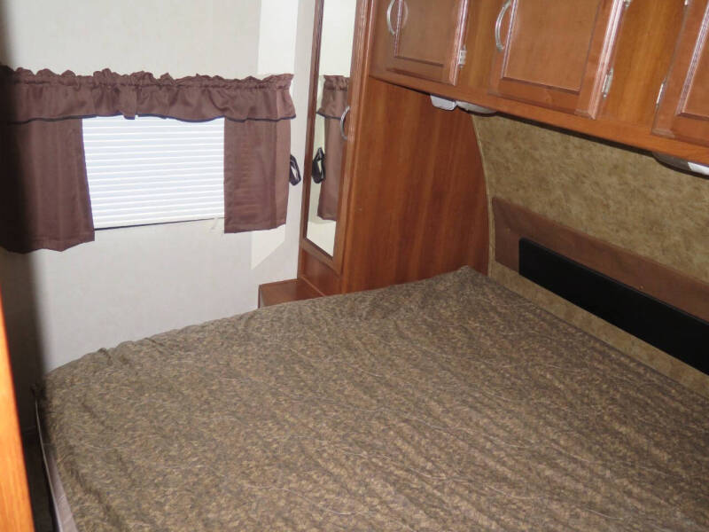 2013 Forest River Coachmen Freedom