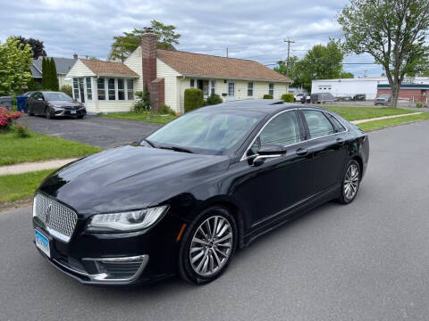 2017 Lincoln MKZ Select