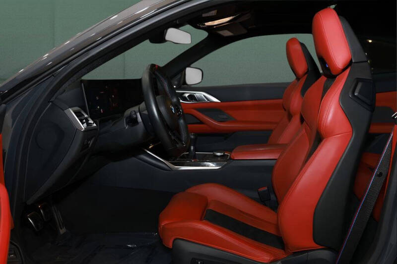 2025 BMW M4