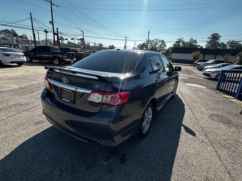 2011 Toyota Corolla S