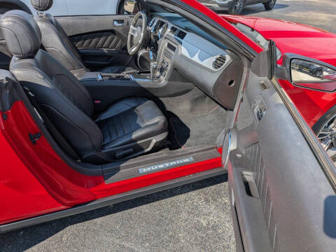2012 Ford Mustang V6